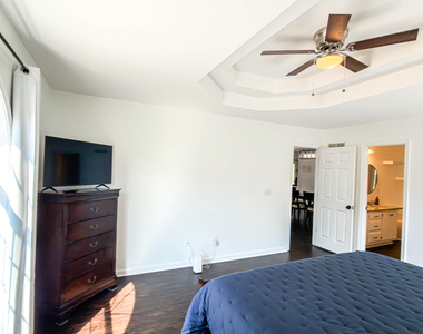 409 Fairington Lane - Photo Thumbnail 34