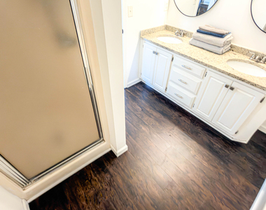 409 Fairington Lane - Photo Thumbnail 37