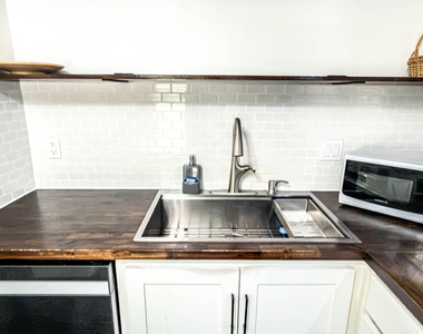 409 Fairington Lane - Photo Thumbnail 26