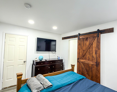 409 Fairington Lane - Photo Thumbnail 58
