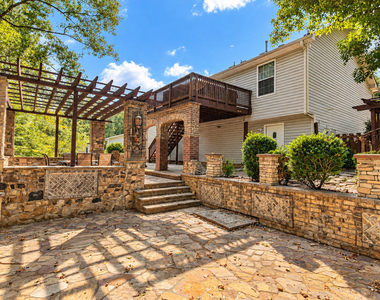 409 Fairington Lane - Photo Thumbnail 77
