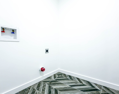 409 Fairington Lane - Photo Thumbnail 71