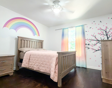 409 Fairington Lane - Photo Thumbnail 48