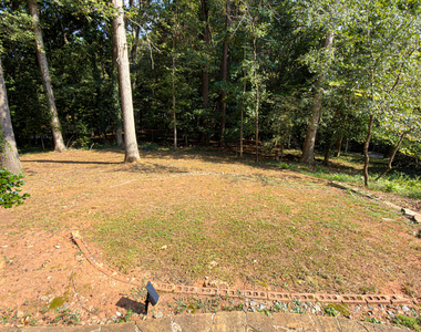 409 Fairington Lane - Photo Thumbnail 84