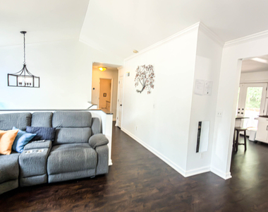409 Fairington Lane - Photo Thumbnail 44