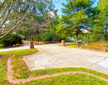 409 Fairington Lane - Photo Thumbnail 87