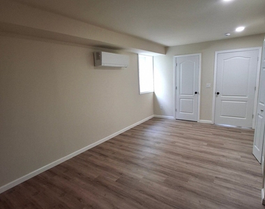 2786 Alix Way - Photo Thumbnail 13