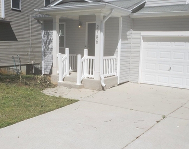 2786 Alix Way - Photo Thumbnail 3