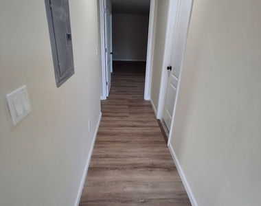2786 Alix Way - Photo Thumbnail 10