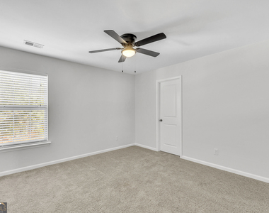 256 Cattle Run Way - Photo Thumbnail 3