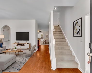 256 Cattle Run Way - Photo Thumbnail 32