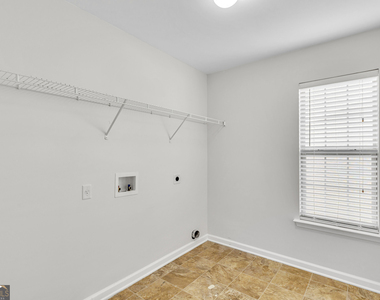 256 Cattle Run Way - Photo Thumbnail 8