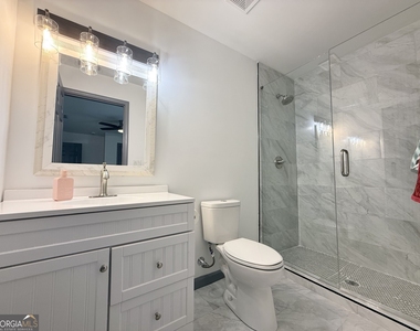 1477 Olive Street Sw - Photo Thumbnail 12