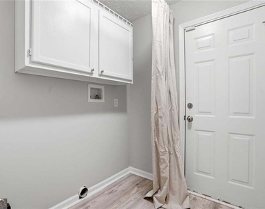 35 Shenandoah Drive - Photo Thumbnail 25