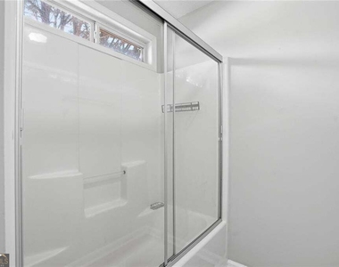 35 Shenandoah Drive - Photo Thumbnail 24