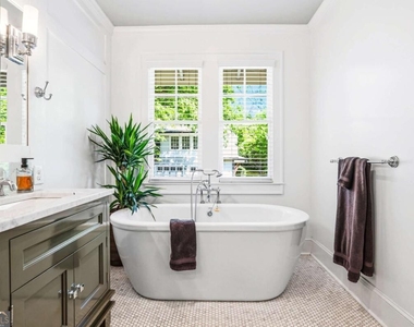 1426 Harvard Road Ne - Photo Thumbnail 37