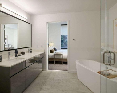 693 Peachtree Street Ne - Photo Thumbnail 8