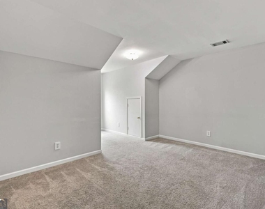 1923 Hoods Fort Circle Nw - Photo Thumbnail 12