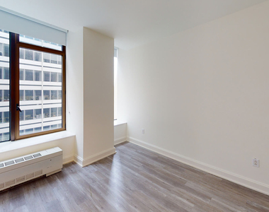 10 Hanover Square - Photo Thumbnail 4
