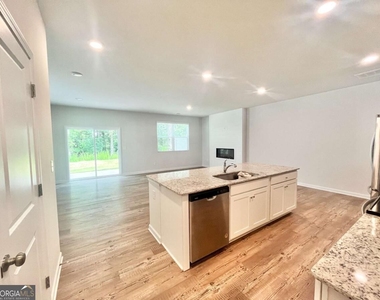5129 Sidney Square - Photo Thumbnail 5