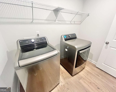 5129 Sidney Square - Photo Thumbnail 24