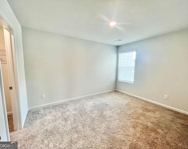 5129 Sidney Square - Photo Thumbnail 9