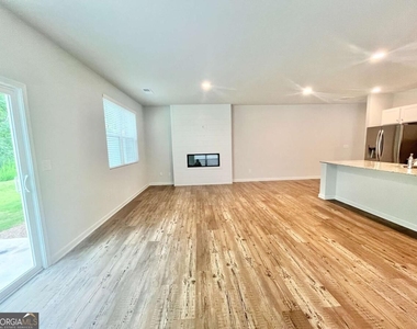 5129 Sidney Square - Photo Thumbnail 2