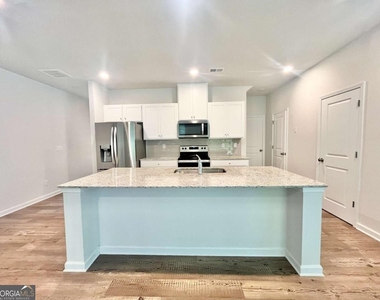 5129 Sidney Square - Photo Thumbnail 4