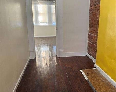 138 Edgewood Avenue - Photo Thumbnail 16