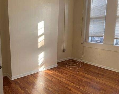 138 Edgewood Avenue - Photo Thumbnail 20