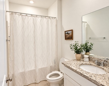 2945 Salinger Way - Photo Thumbnail 17