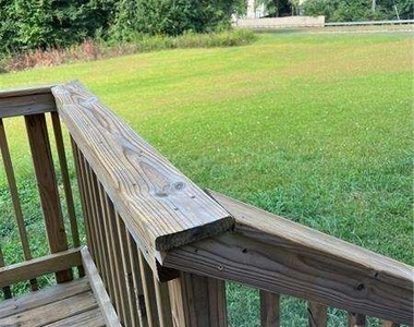 2121 Wood Court - Photo Thumbnail 30
