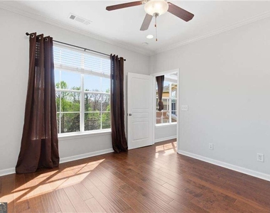 10 Perimeter Summi Boulevard Ne - Photo Thumbnail 12