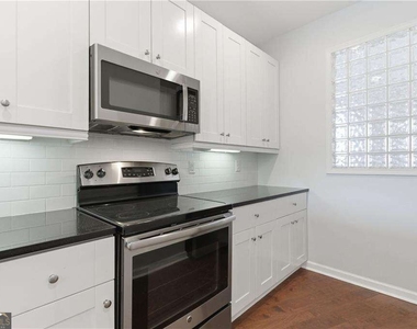 10 Perimeter Summi Boulevard Ne - Photo Thumbnail 7