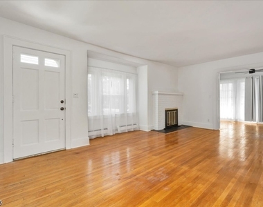 503 Orange Ave - Photo Thumbnail 3