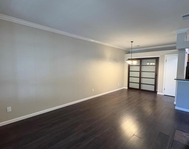 51 Wentworth Road - Photo Thumbnail 4