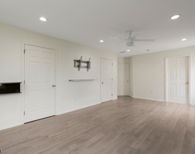 450 Vanderveer Rd - Photo Thumbnail 21