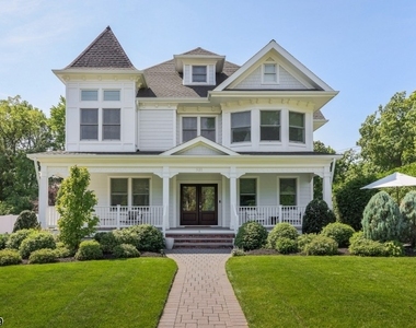 321 Elm Street, Unit A - Photo Thumbnail 1