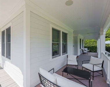 321 Elm Street, Unit A - Photo Thumbnail 4