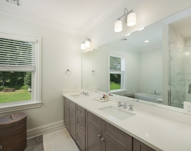 321 Elm Street, Unit A - Photo Thumbnail 19