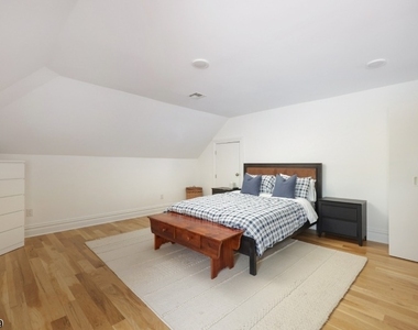 321 Elm Street, Unit A - Photo Thumbnail 28