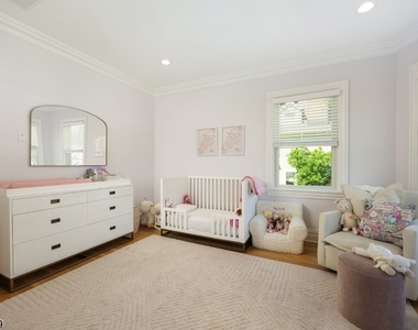 321 Elm Street, Unit A - Photo Thumbnail 23