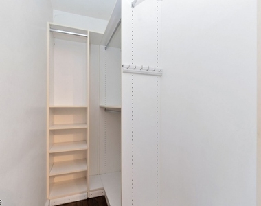 12 B Parkway Village - Photo Thumbnail 4