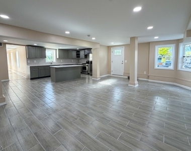 17 Maple Grange Rd - Photo Thumbnail 9