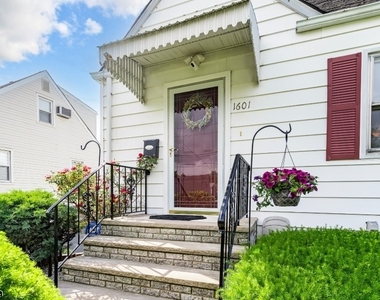 1601 Raritan Rd - Photo Thumbnail 11