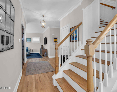 102 4th Avenue - Photo Thumbnail 7