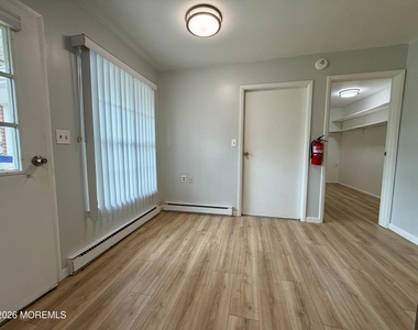 866c Inverness Court - Photo Thumbnail 5