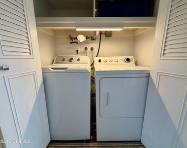 866c Inverness Court - Photo Thumbnail 20