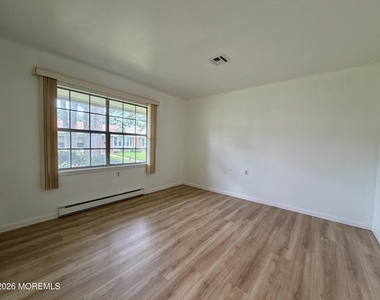 866c Inverness Court - Photo Thumbnail 12