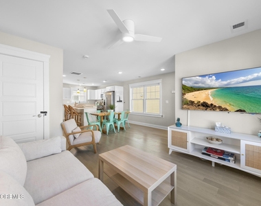 8 Shell Road - Photo Thumbnail 3